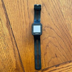 Used Garmjn Forerunner 35